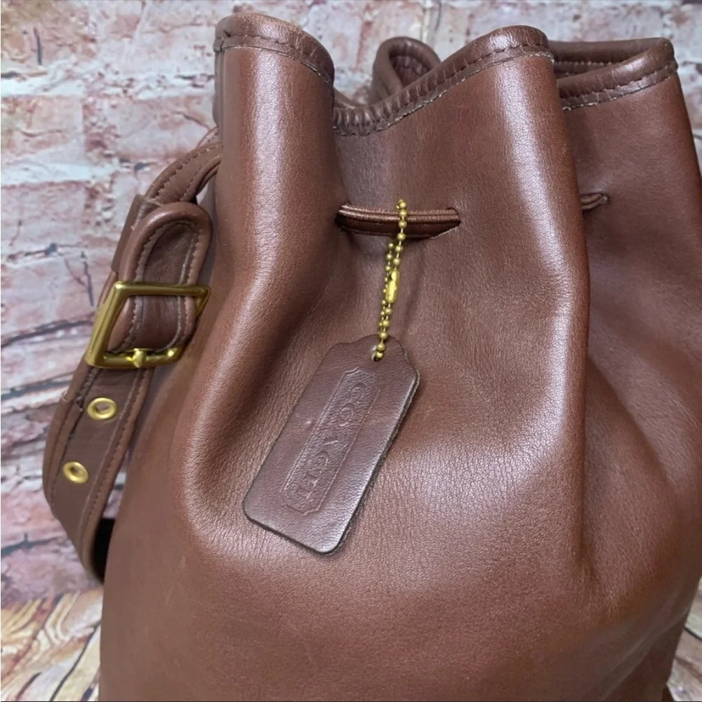 COACH LEGACY CHOCOLATE BROWN BAG